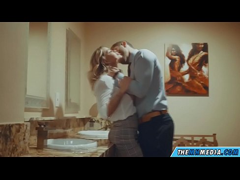 ❤️ Amikor egy bögyös szőke elcsábít egy nyilvános WC-ben ❌ Házi készítésű pornó at hu.nastypornpics-com.ru ❌️❤